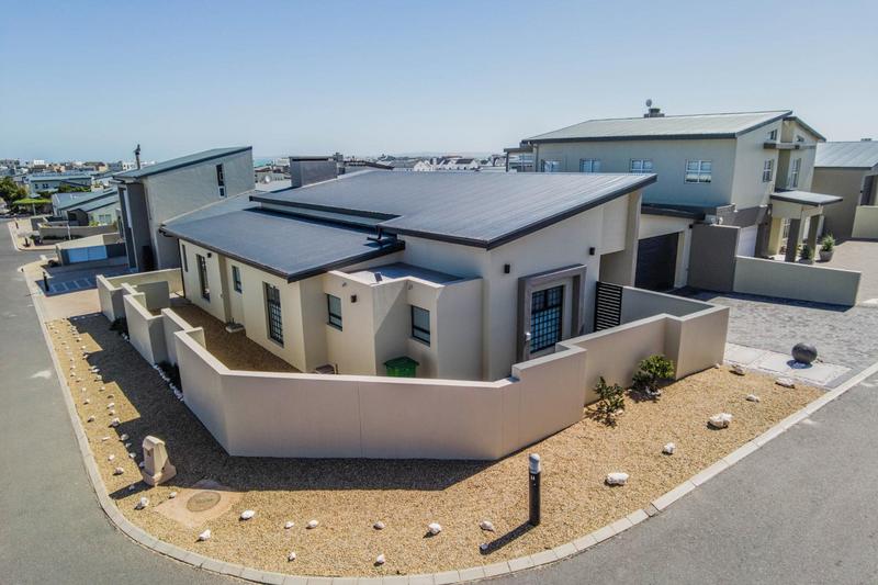 3 Bedroom Property for Sale in Sunset Estate Western Cape